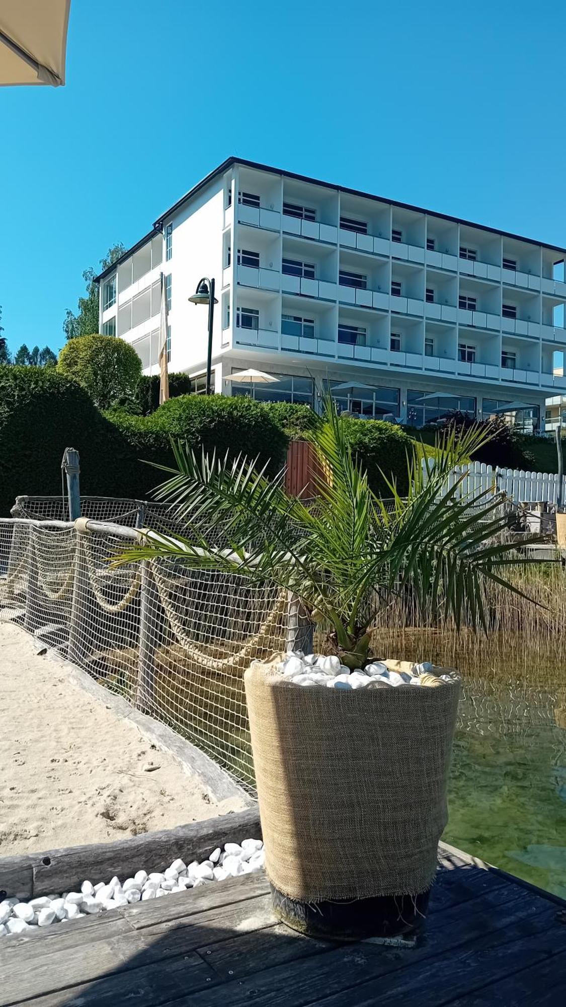 Tennis & Yacht Hotel Velden فيلدين ام ورثرسي المظهر الخارجي الصورة
