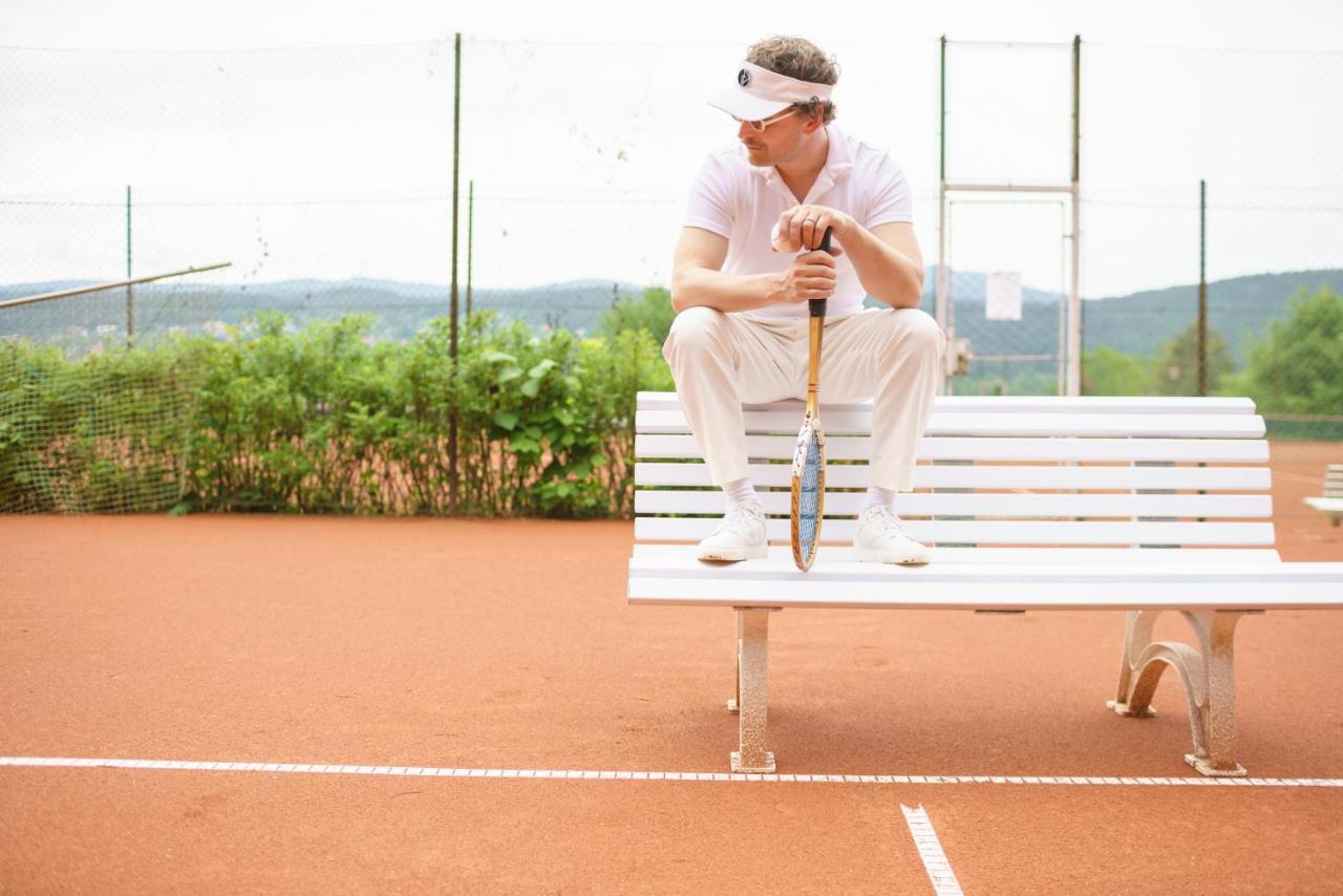 Tennis & Yacht Hotel Velden فيلدين ام ورثرسي المظهر الخارجي الصورة